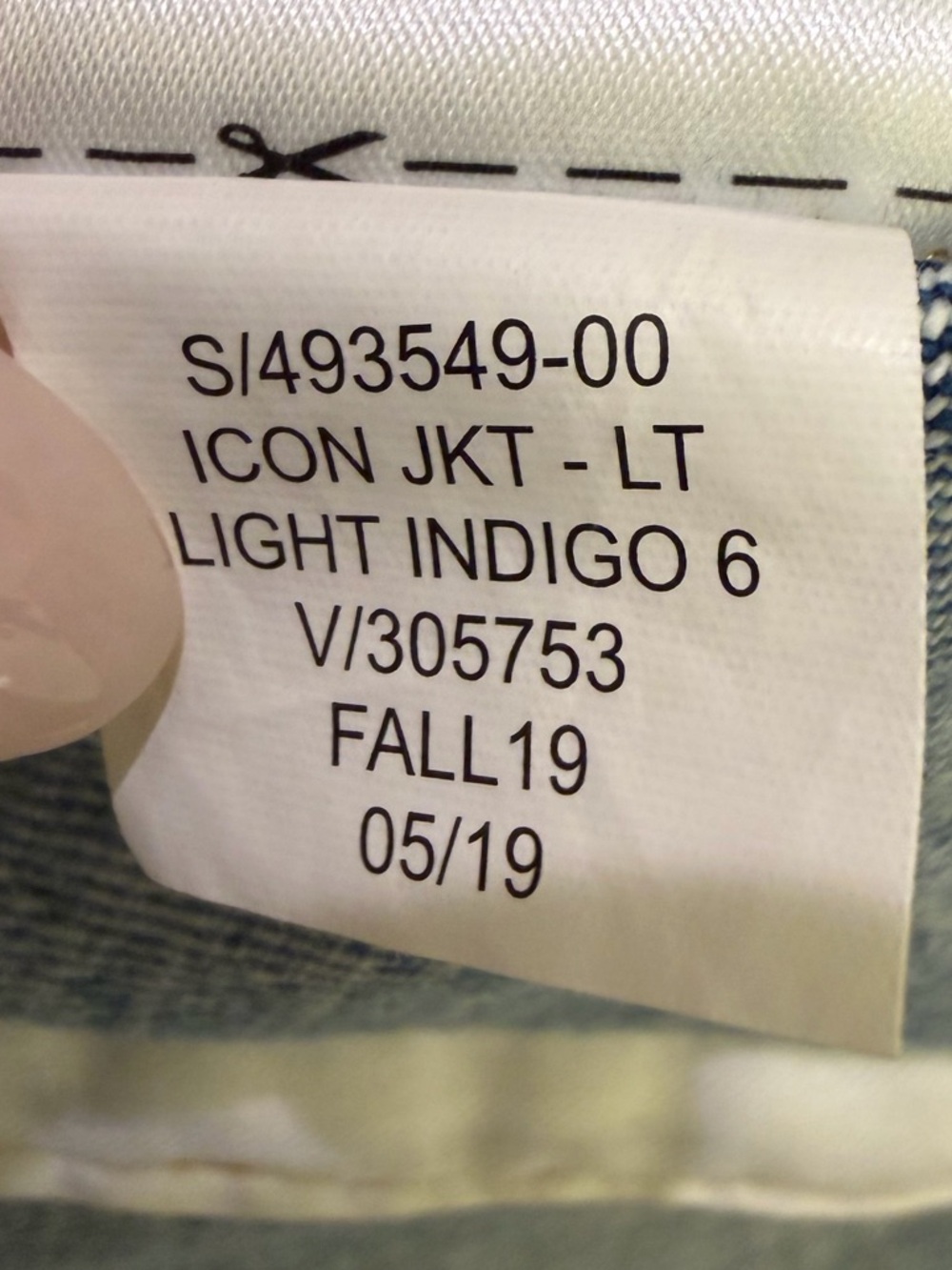 Gap Light Indigo Distressed Hem Jean Jacket Size S - Picture 4 of 6
